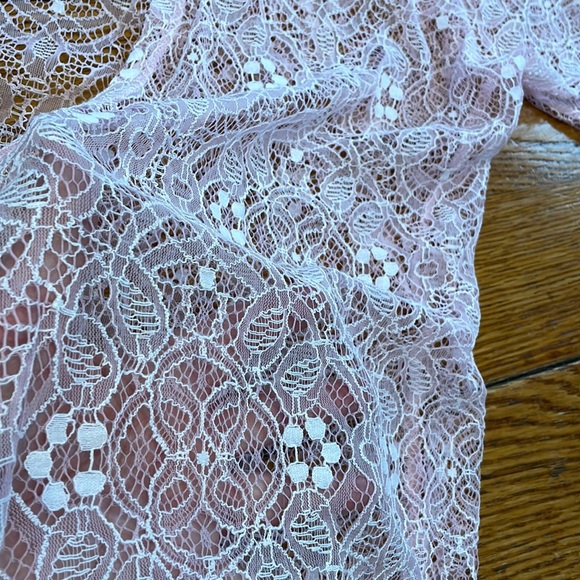 LulaRoe pink lace cover up, sheer, size small - Picture 4 of 8